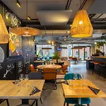 Ibis Styles Centre Hotel 3*