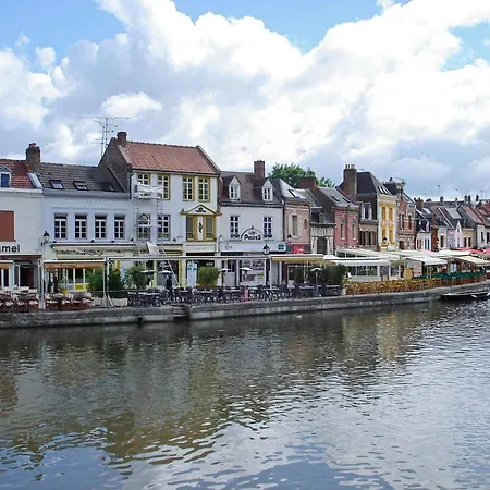 Ibis Styles Centre 3*