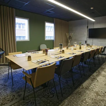 Ibis Styles Centre 3*