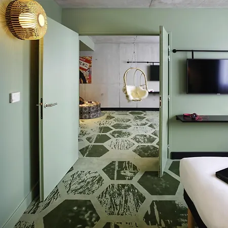 Ξενοδοχείο Ibis Styles Centre 3*