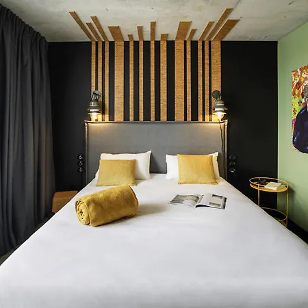 Ibis Styles Centre 3*