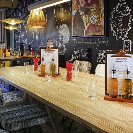 Ξενοδοχείο Ibis Styles Centre 3*