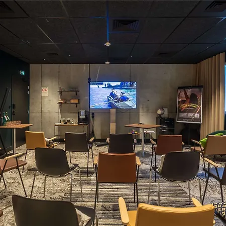 Ibis Styles Centre 3* 아미앵