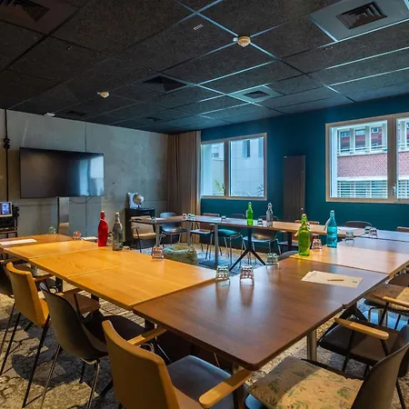 Ibis Styles Centre Otel 3*