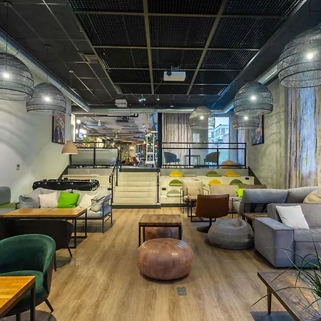 Otel Ibis Styles Centre 3*