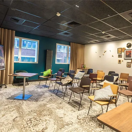 Ibis Styles Centre Hotel 3*