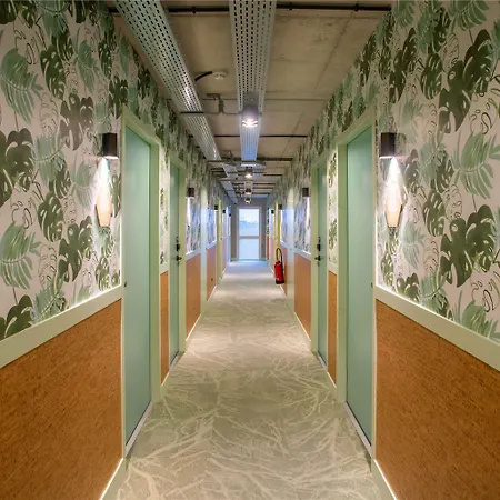 Otel Ibis Styles Centre 3*