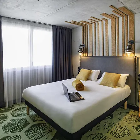 Ibis Styles Centre 3*