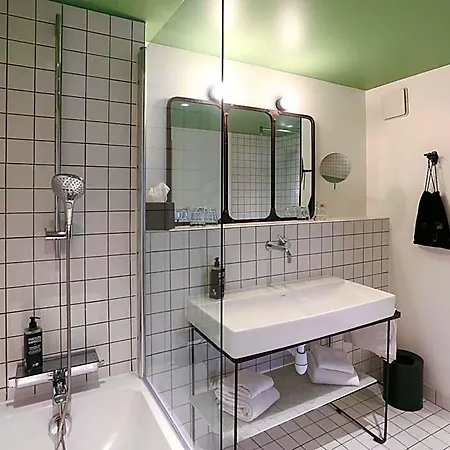 Ibis Styles Centre فندق أميا