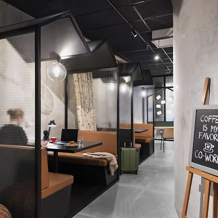 Ibis Styles Centre Hotel