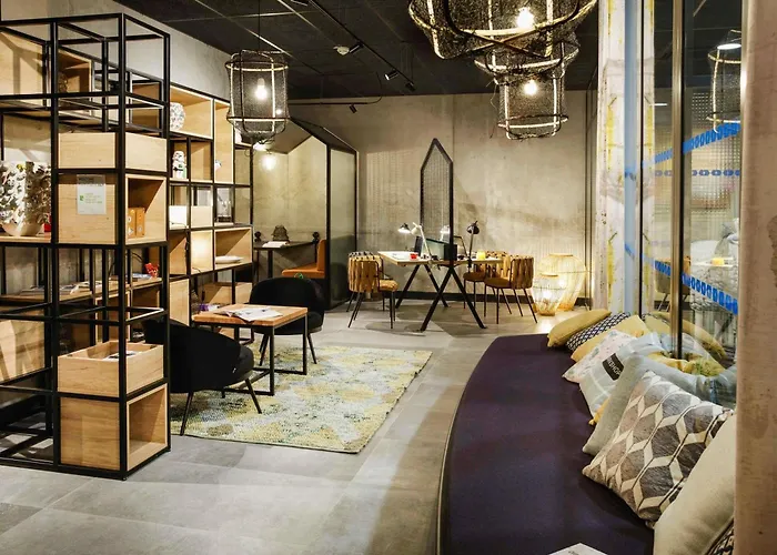 Ibis Styles Centre Hotel 3*