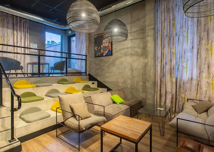 Ibis Styles Centre Hotel 3*